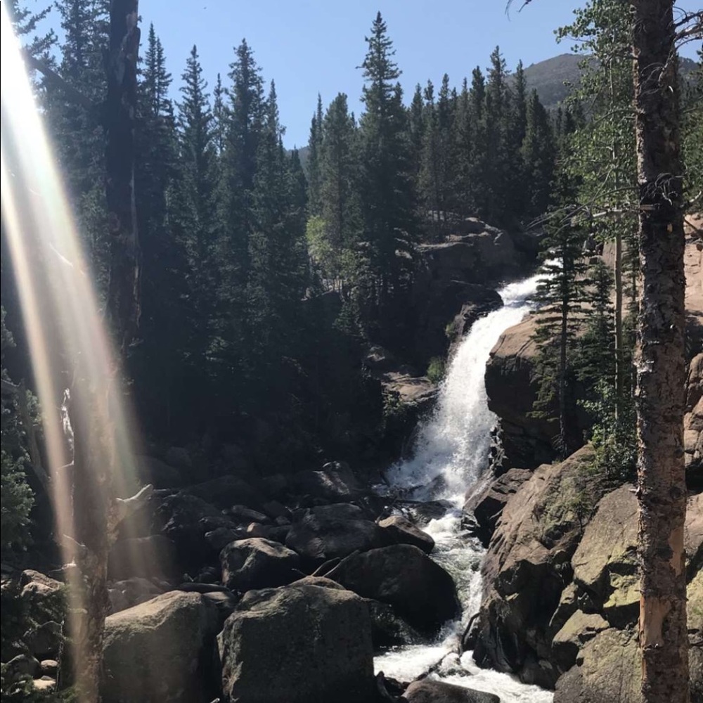 Meet your Posher, Megan